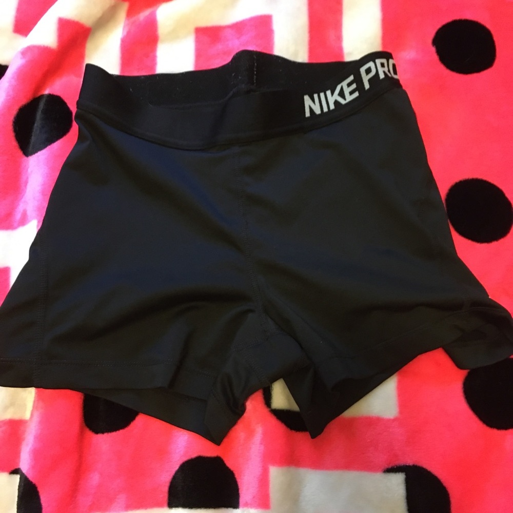 Black Nike dri-fit spandex shorts